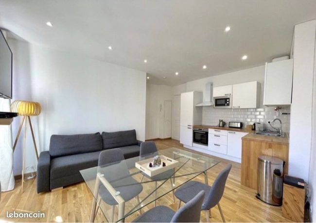 Appartement Situé à Nice