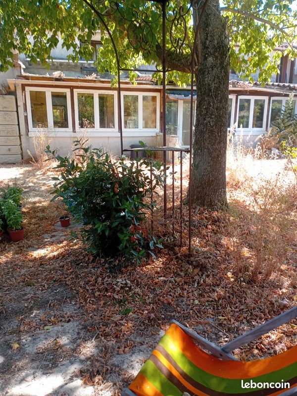 Maison 9 pièces 250 m² · à Thouars · 250 m² · 120 000 €