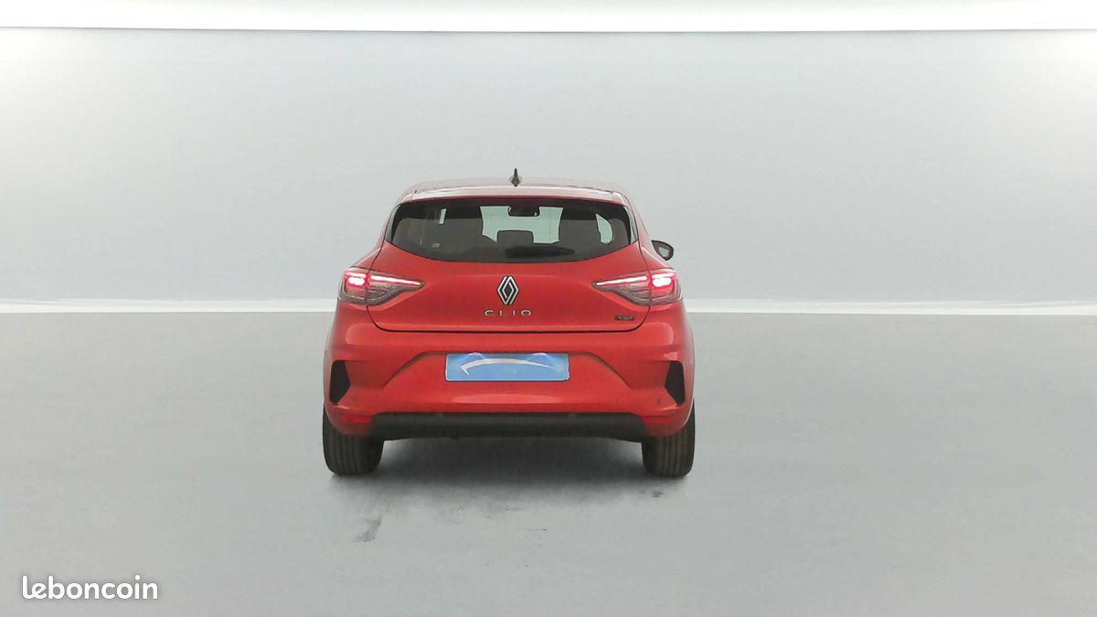 RENAULT Clio E-Tech full hybrid 145 ch GSR2 Evolution (image 4)