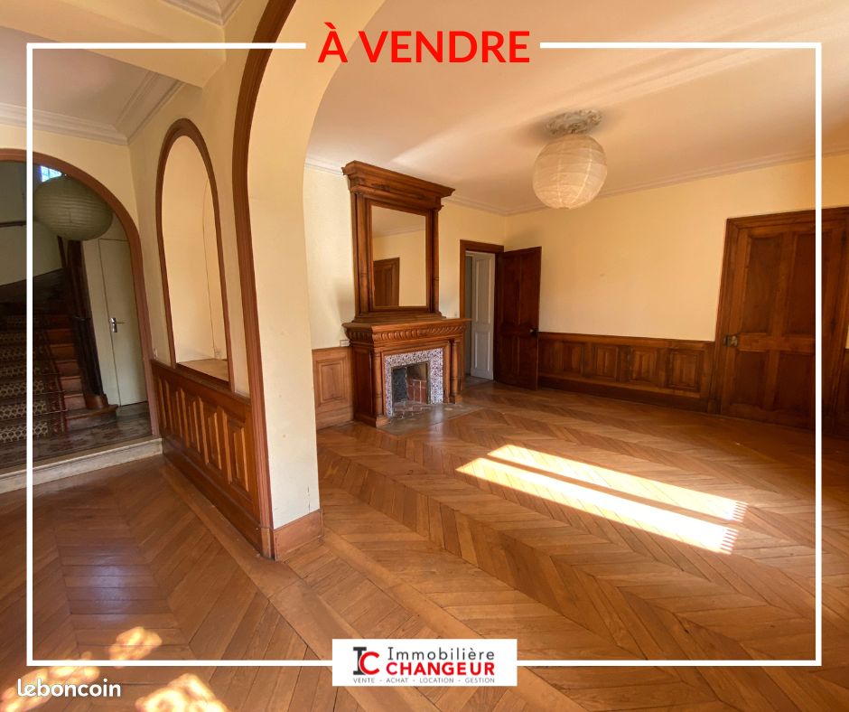 Appartement 6 pièces 245 m² · à Voiron · 245 m² · 348 000 €