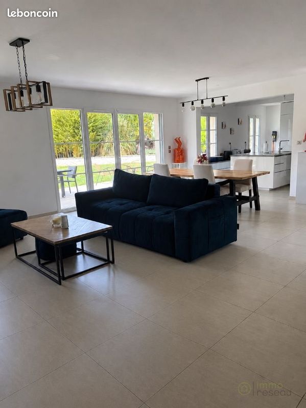 Maison 5 pièces 159 m² · à La Queue-les-Yvelines · 159 m² · 560 000 €