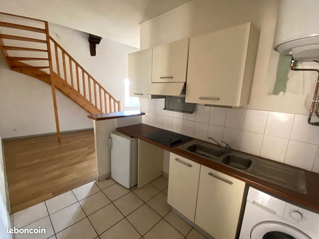 Studio 1 pièce 32 m² (image 1)