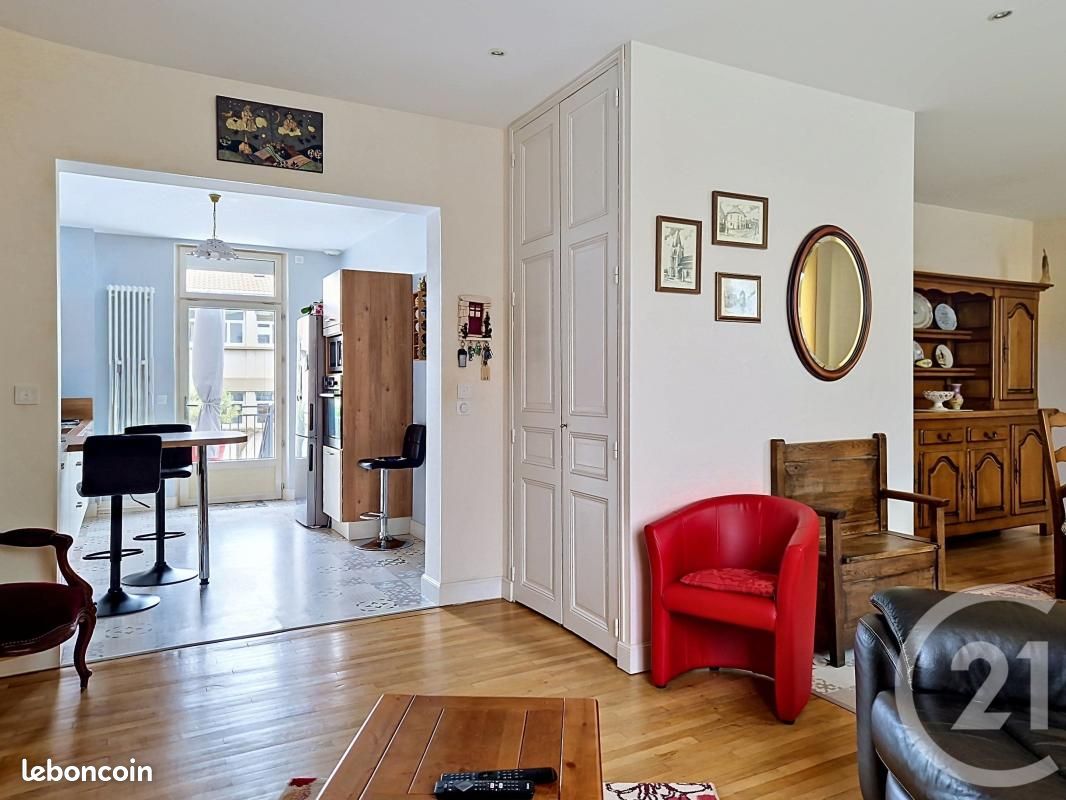 Maison 6 pièces 134 m² · à Clermont-Ferrand · 134 m² · 352 400 €