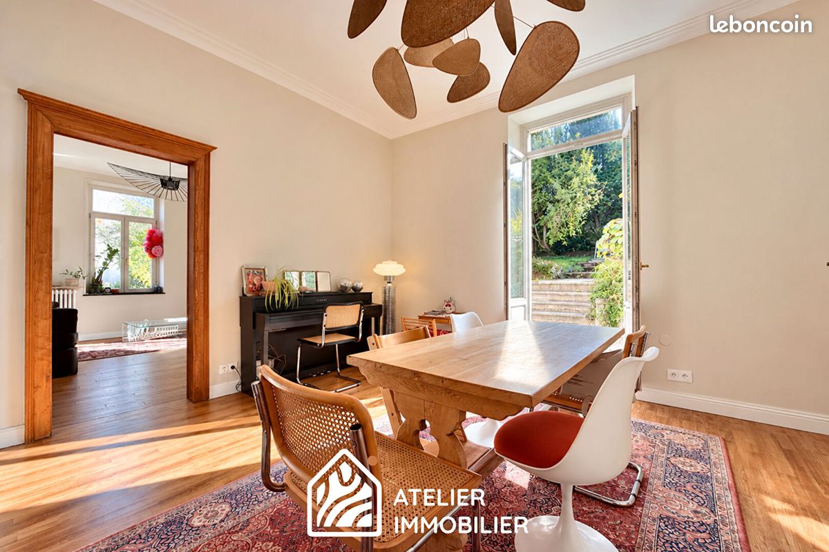 Maison 7 pièces 163 m² · à Courcelles-Chaussy · 163 m² · 399 000 €