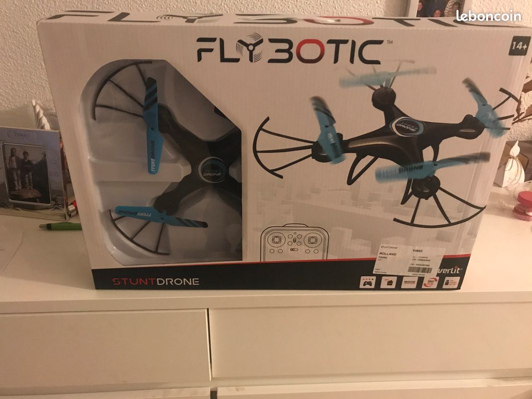Drone (image 1)
