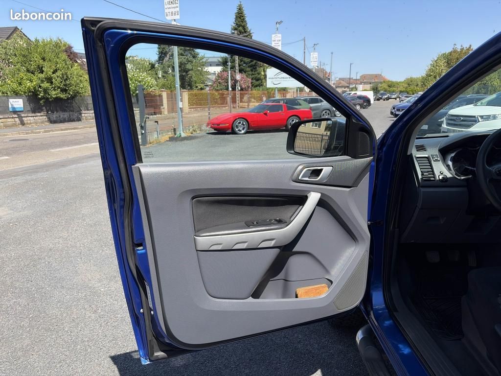 FORD RANGER 2.2 TDCi 150 cv SUPER CABINE XLT Sport / Attelage + moteur 35000 km (facture ford) (image 25)