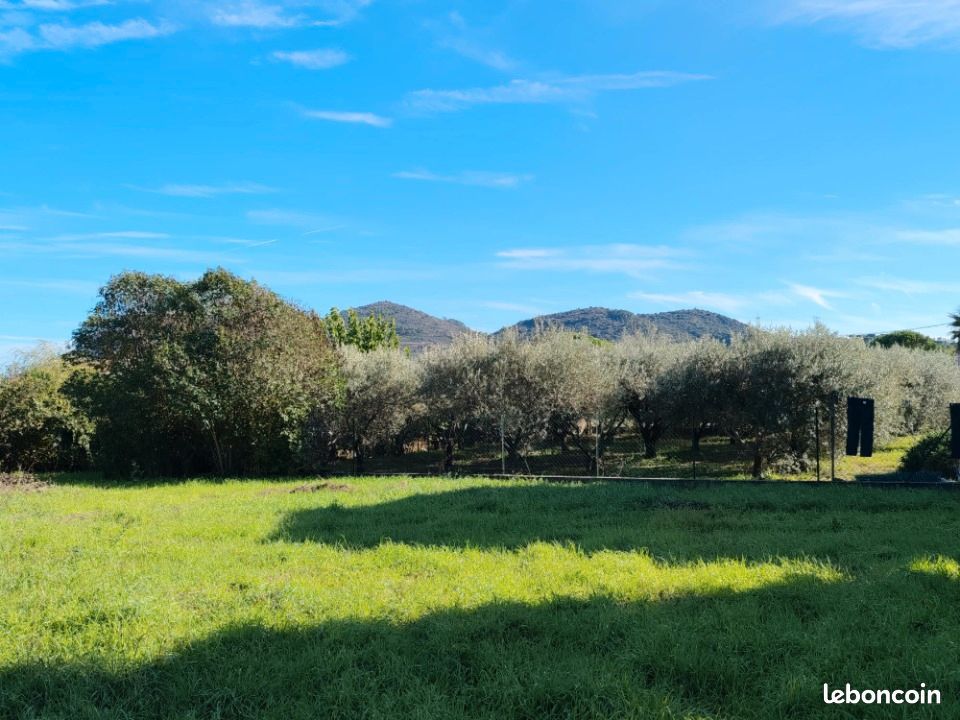 Terrain 1062 m² · au Muy · 245 000 €