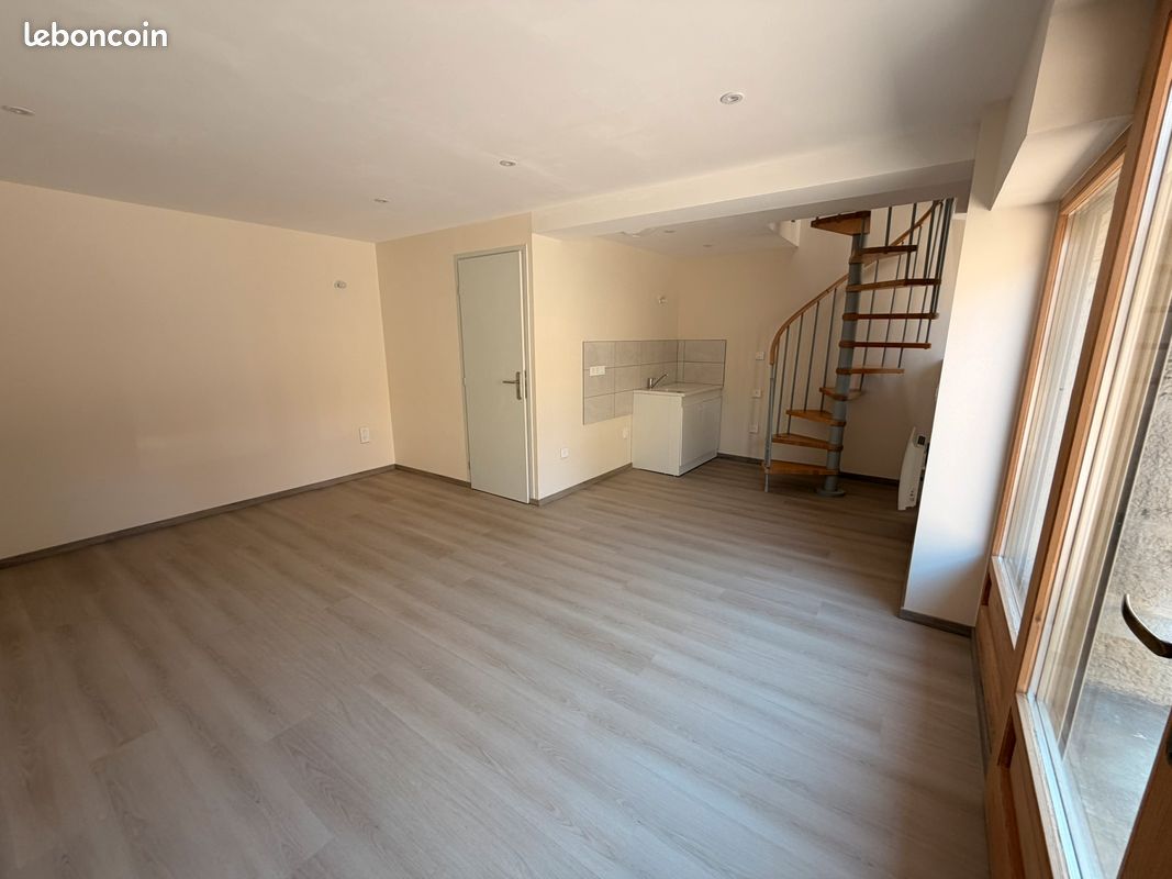 Appartement 2 pièces 35 m² · à Malans · 35 m² · 332 €