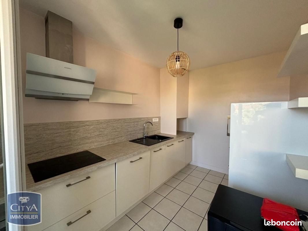 Appartement 4 pièces 89 m² · à Clermont-Ferrand · 89 m² · 840 €
