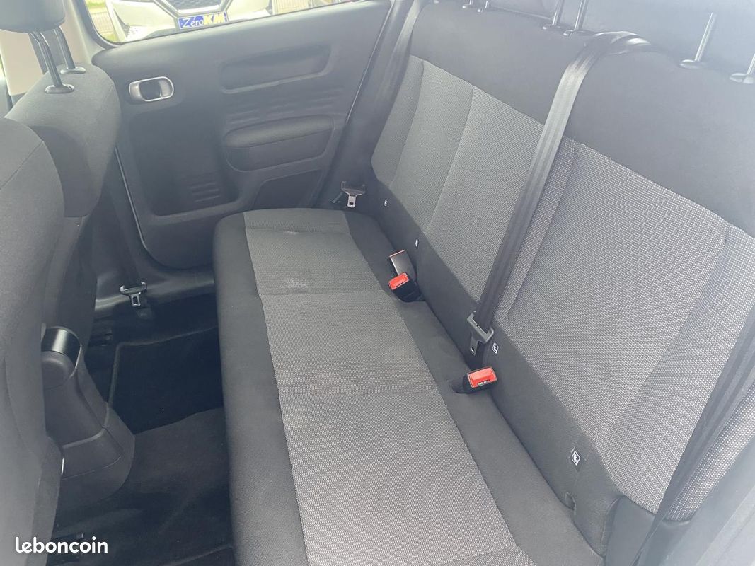 Citroen c4 cactus 1.2 12v - 110 s&s - shine - camera (image 5)