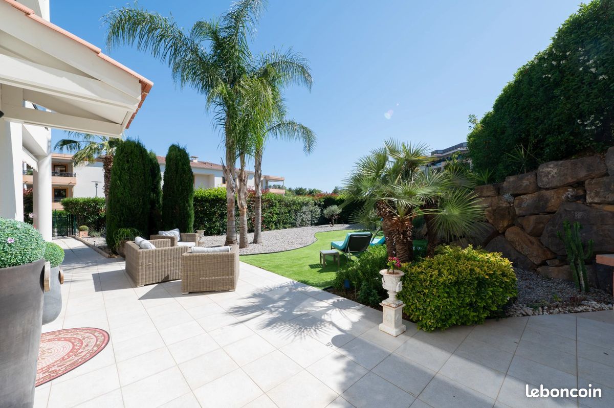 Appartement 3 pièces 110 m² · à Saint-Raphaël · 110 m² · 795 000 €