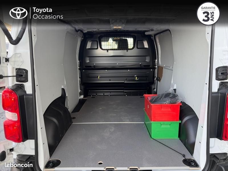 Toyota PROACE Medium 2.2 D-4D 150 Start Pack Confort BVA MY25 (image 10)