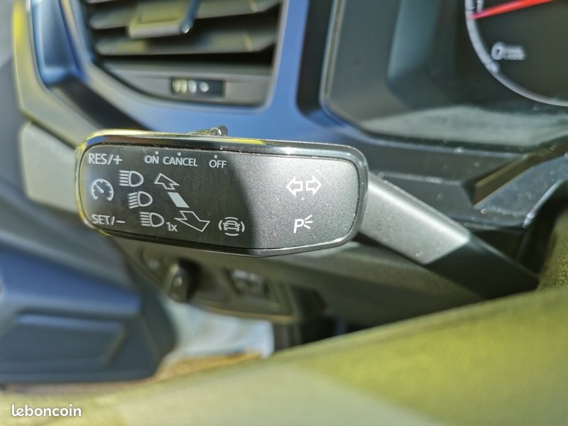 Volkswagen Polo VI Trendline 1.0 65 ch Bluetooth Feux auto Vitre élec (image 16)