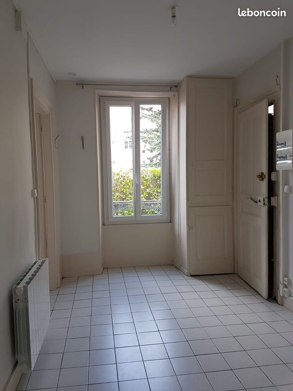 Appartement 2 pièces 25 m² · à Besançon · 25 m² · 355 €