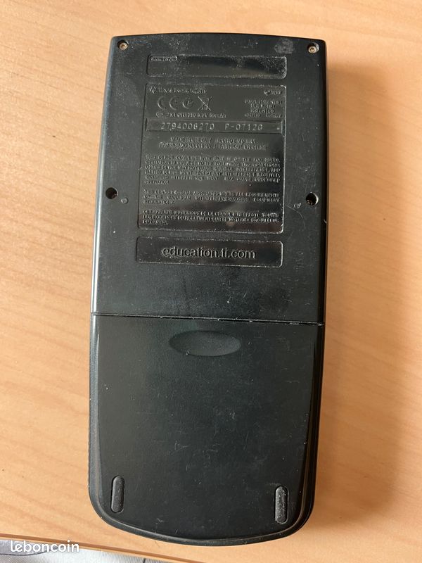 Calculatrice Texas Instruments TI-82 (image 2)