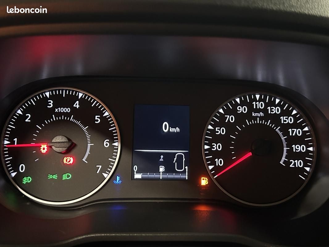 Dacia Duster BluedCi 115 4x4 EXPRESSION *SIEGES CHAUFFANTS + RADAR RECUL (image 15)