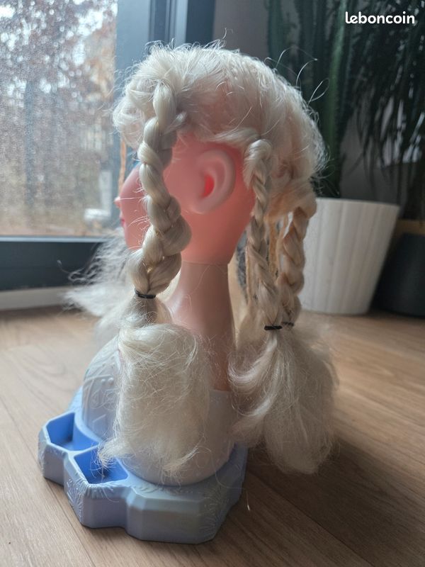 Tête à coiffer Elsa Reine des Neiges (image 3)