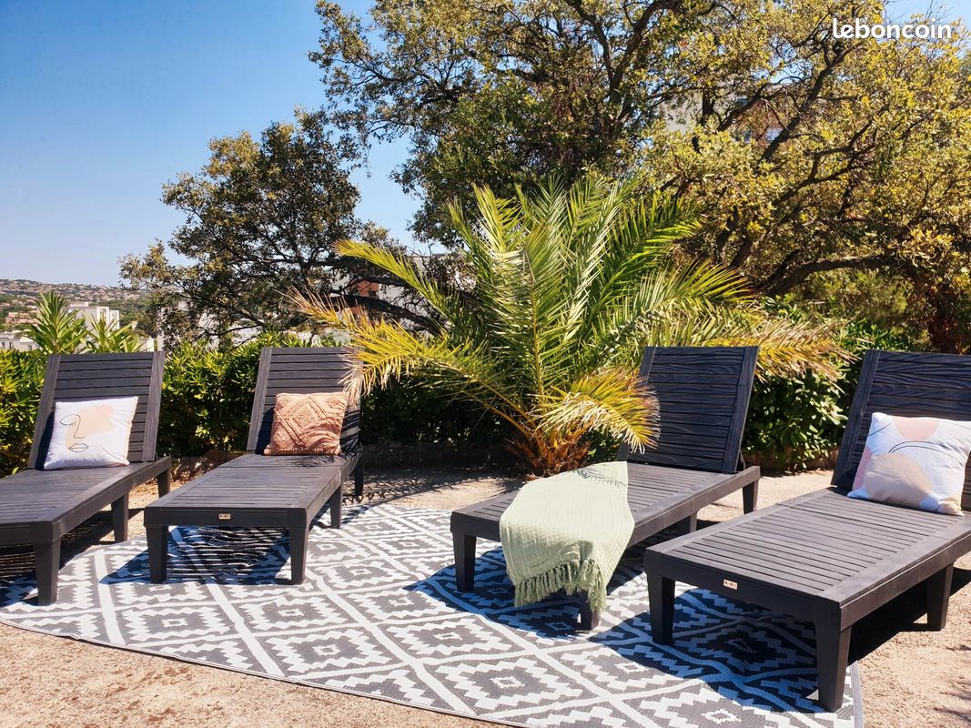 Mazet cosy climatisé - Capacité 10 personnes - Piscine en copropriété, terrasses & jardin - Plage accessible à pied - Ville Sainte-Maxime (image 4)