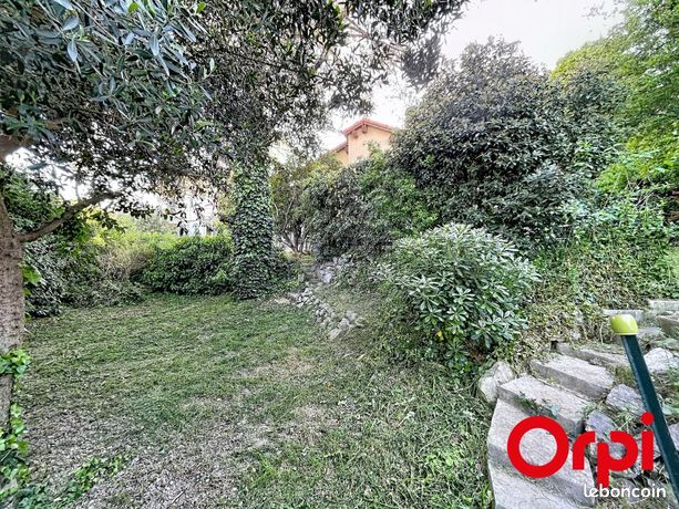 Villa 4 pièces 130 m² — 12