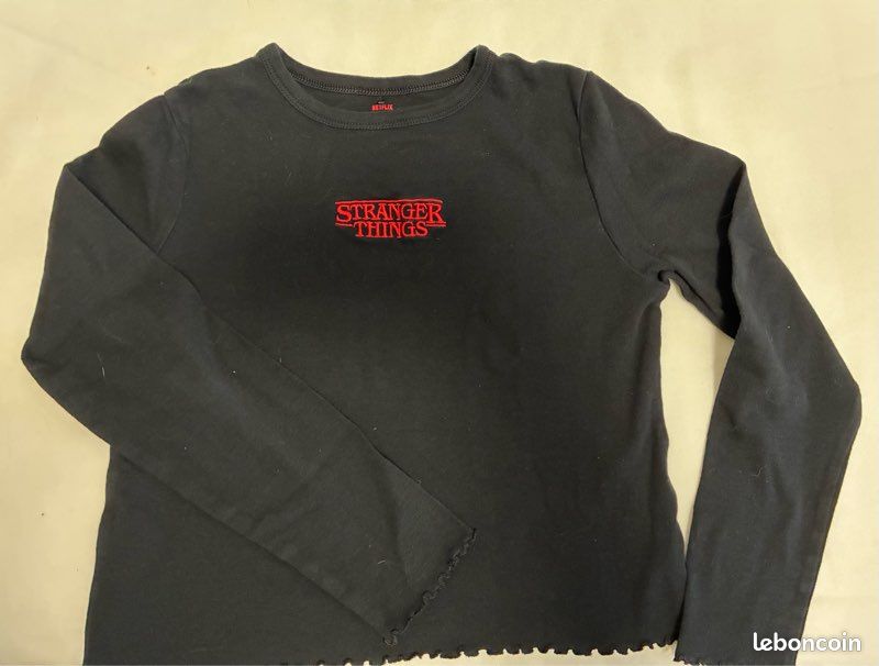 T-shirt Stranger Things (Jennyfer x Netflix) Taille M (taille