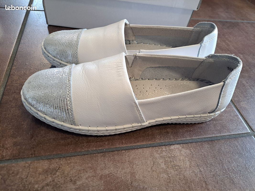 Chaussures Wage Pointure 41 - Baskets Marron Occasion Très Bon état
