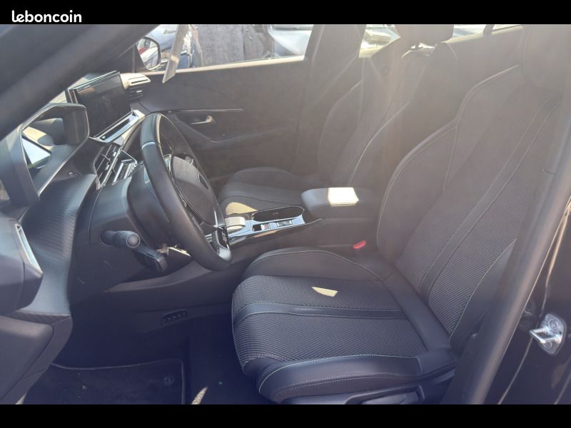 Peugeot 2008 Electrique 54 kWh 156 ch GT (image 10)