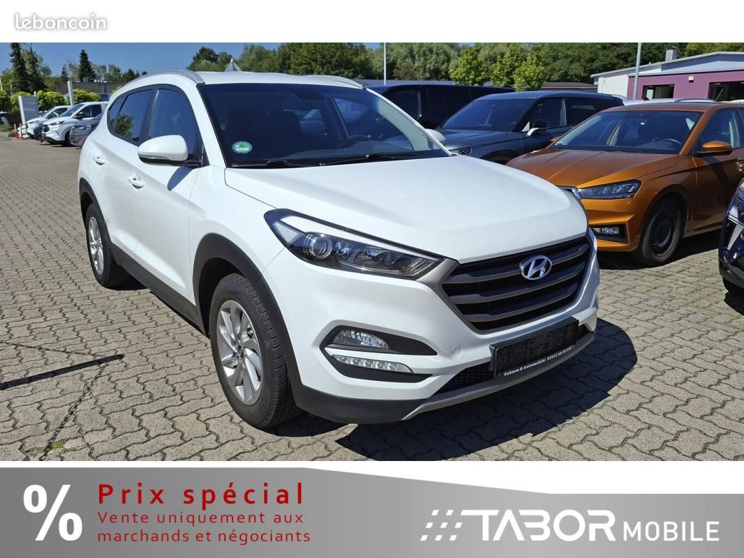 Hyundai Tucson 1.6 Aut. 4WD Navi PDC LM SHZ Klimaaut (image 2)