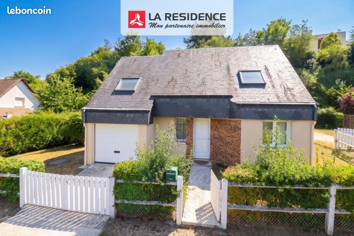 Maison 5 pièces 90 m² · à Pont-de-l'Arche · 90 m² · 210 900 €