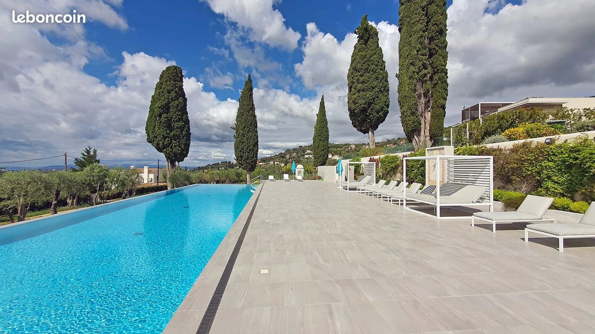 Appartement 4 pièces 107 m² · à Nice · 107 m² · 8 000 €/mois