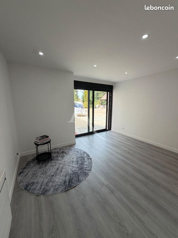 Appartement 2 pièces 34 m² · à Chevry-Cossigny · 34 m² · 850 €