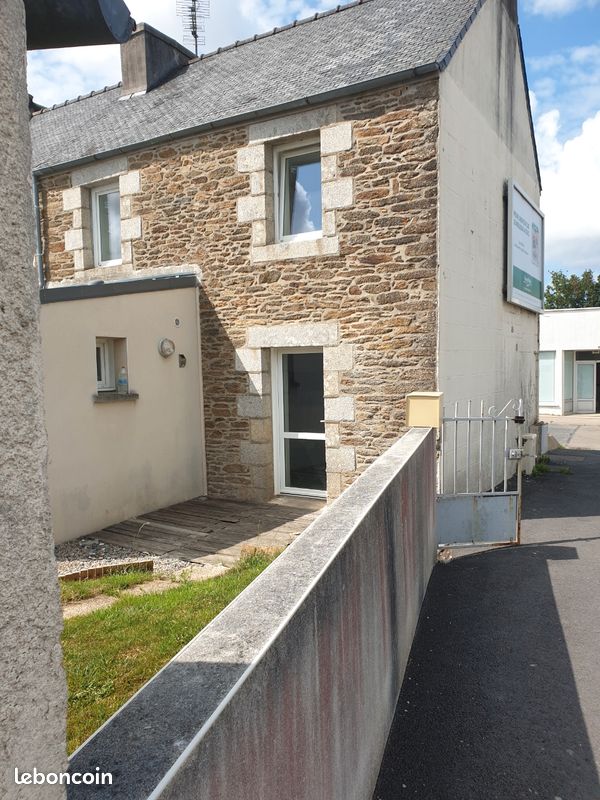 Maison 4 pièces 50 m² · à Plouvorn · 50 m² · 570 €