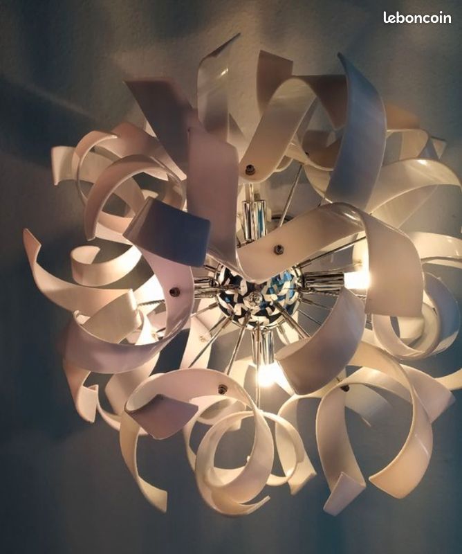 Lustre (image 2)