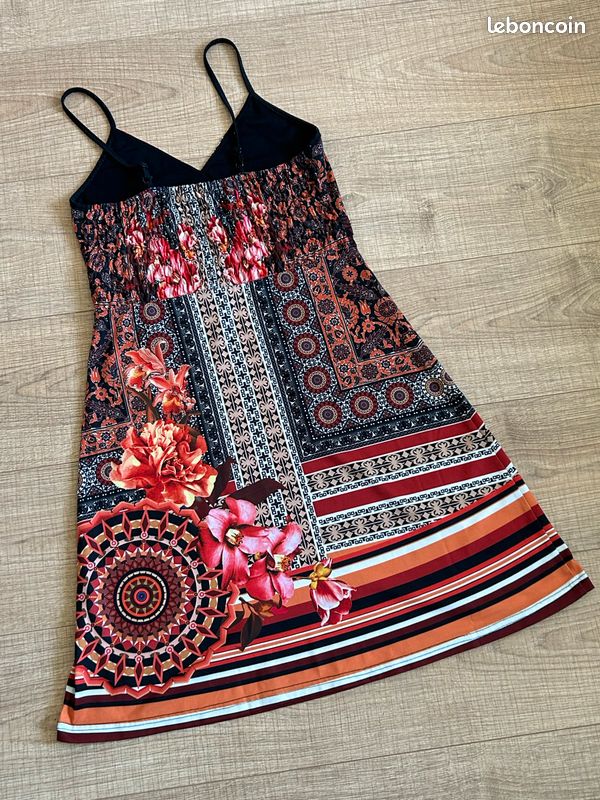 Robe imprimée à bretelles 101 idées taille S/M TBE (image 8)