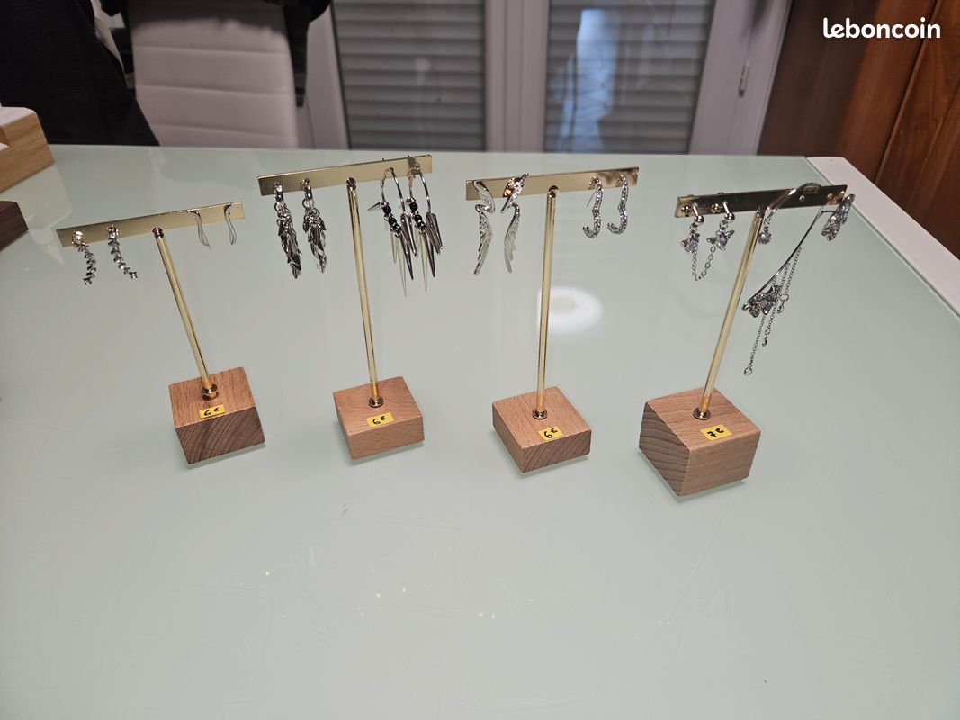 Lot Complet Bijoux Neufs + Stock + Présentoirs & Miroir – Bagues, Colliers, Bracelets, Montres, Parures, Fantaisie – Idéal Revente / Brocante / E-commerce / Marché / Foire / Salon (image 10)