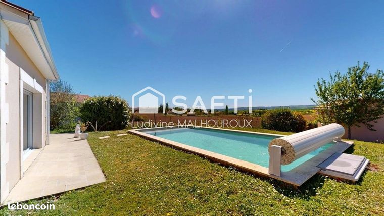 Maison 6 pièces 140 m²