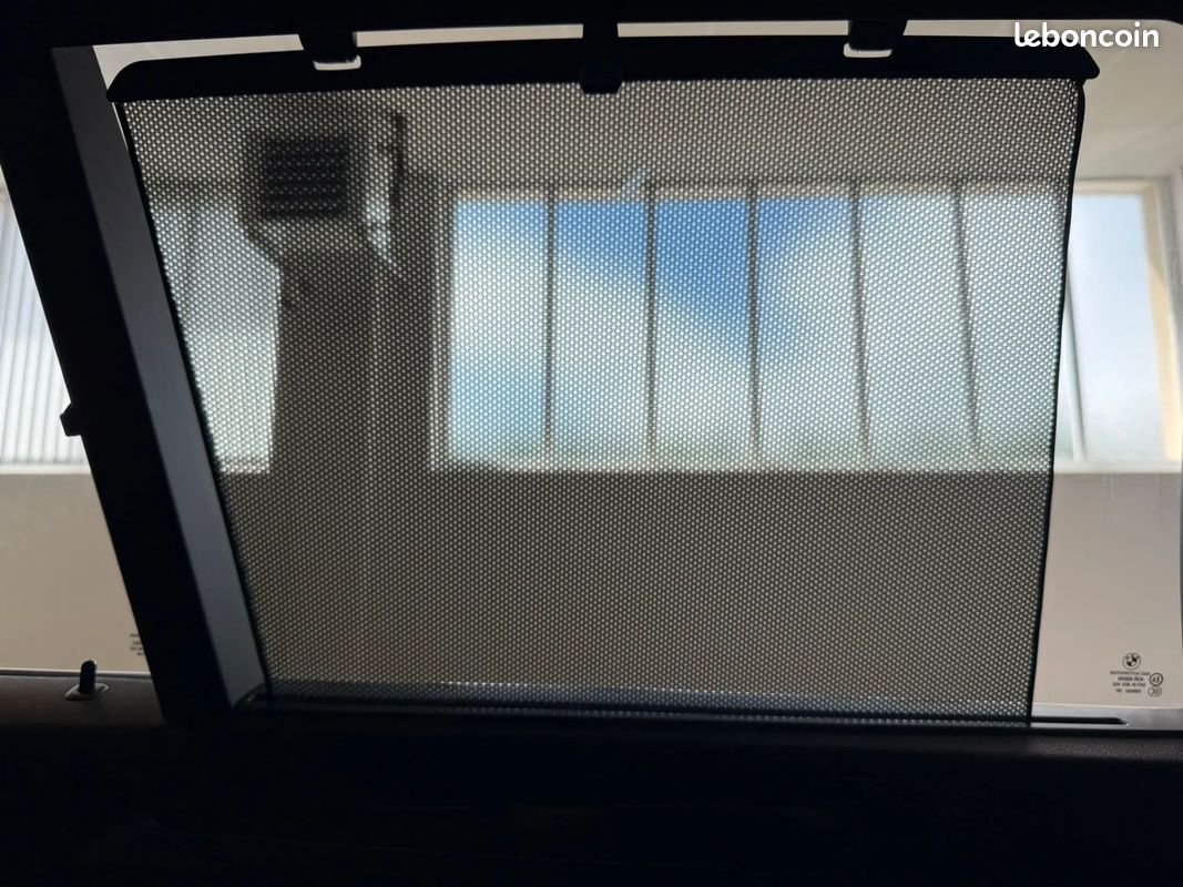 BMW Série 5 Touring 2.0 D 190ch Lounge - 2015 - Suivi complet - Phares LED - Boîte auto (image 20)