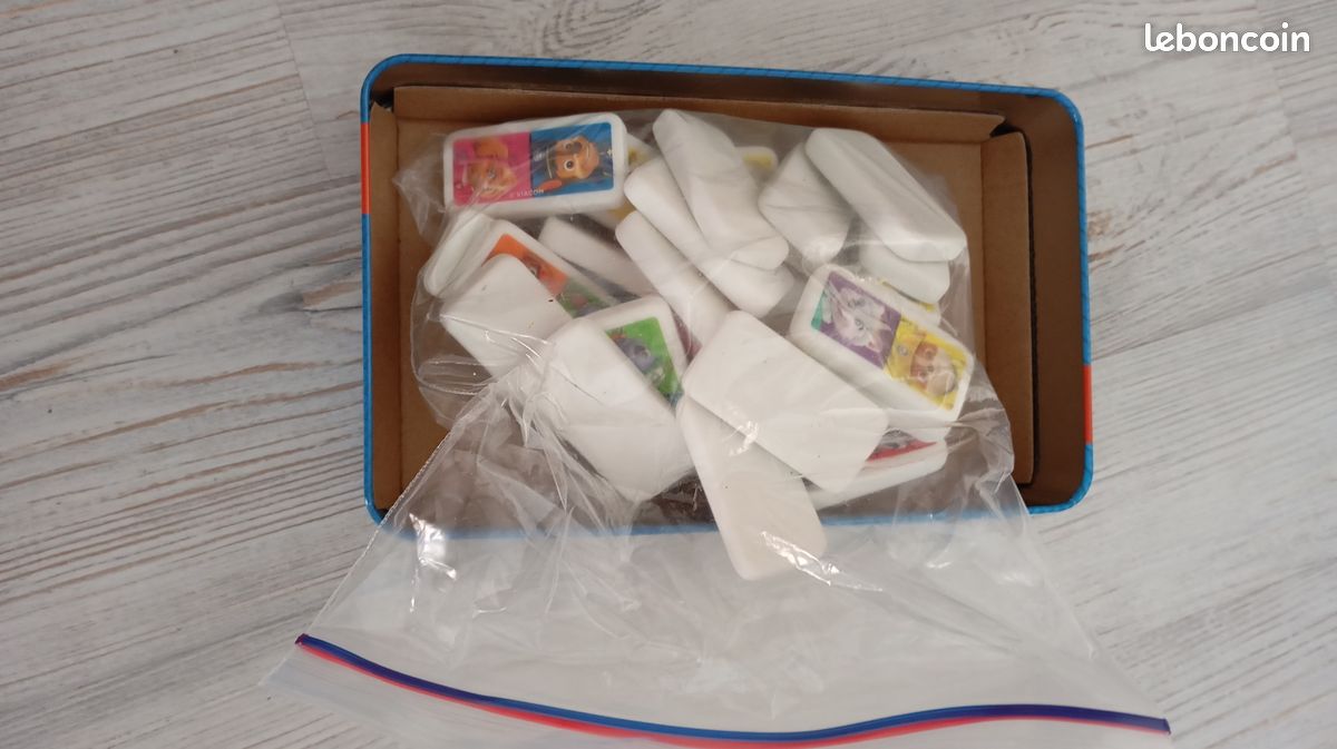 Pat Patrouille - Jeux De Dominos / Jeux De Société Traditionnels