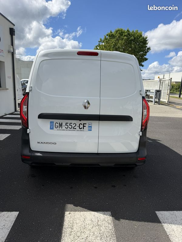 RENAULT KANGOO VAN 1.5 BLE DCI 115CV GRAND CONFORT- Garantie 12 mois totale et intégrale-14990 HT – 17.988 TTC (image 5)