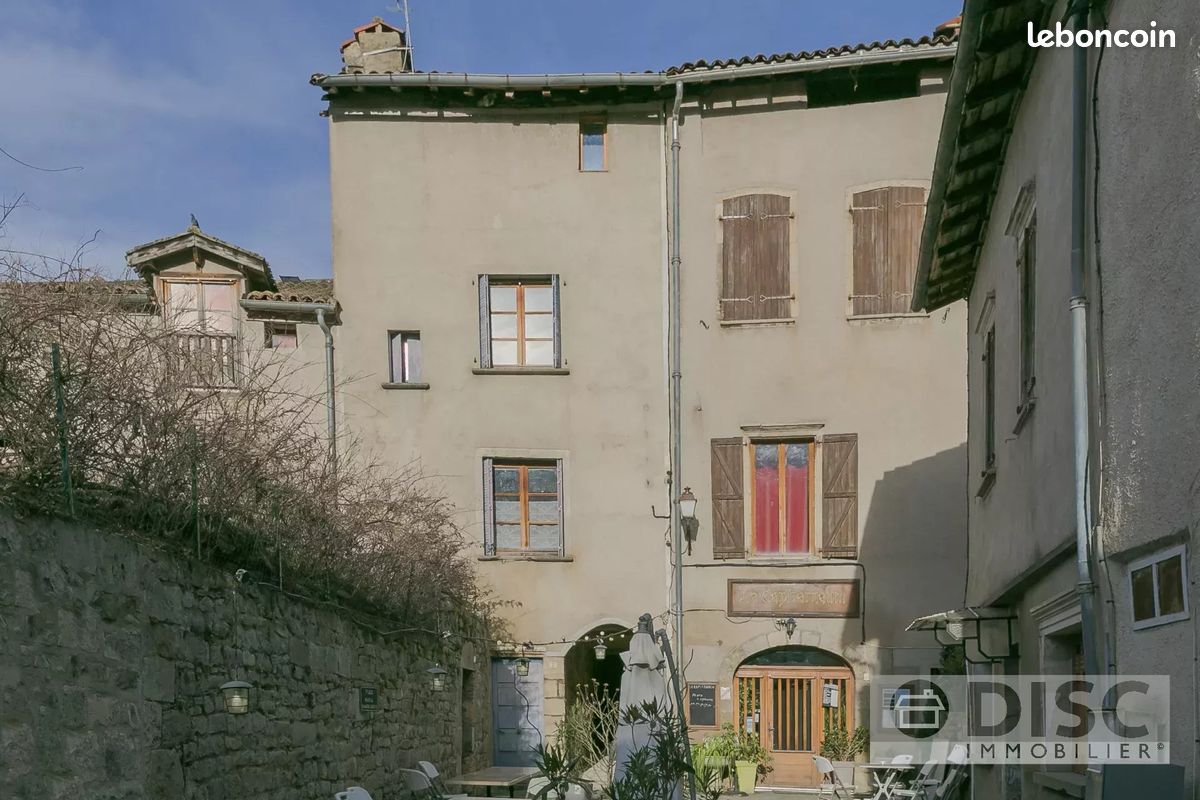 Maison 4 pièces 99 m² · à Saint-Antonin-Noble-Val · 99 m² · 120 000 €