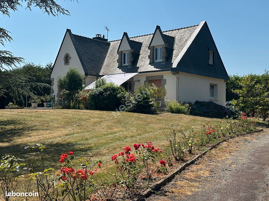 Maison 7 pièces 150 m² · à Ploërmel · 150 m² · 357 000 €