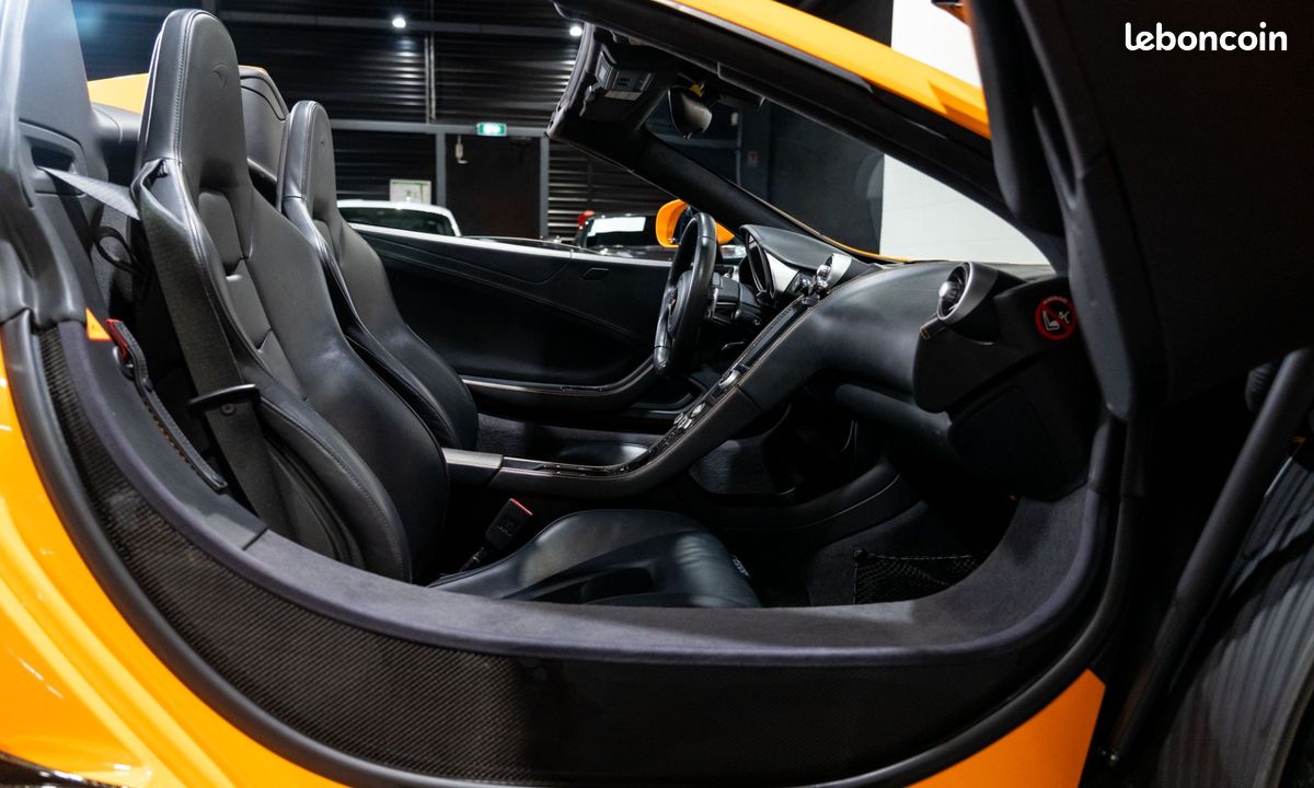 MCLAREN MP4-12C Spider V8 3.8 625 - FRANCAISE / Lift / Echapp. Sport / Carbone / Cuir étendu / Meridian / 1535EMOIS (image 12)