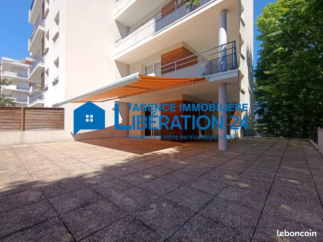 Appartement 3 pièces 91 m² · à Saint-Étienne · 91 m² · 210 000 €