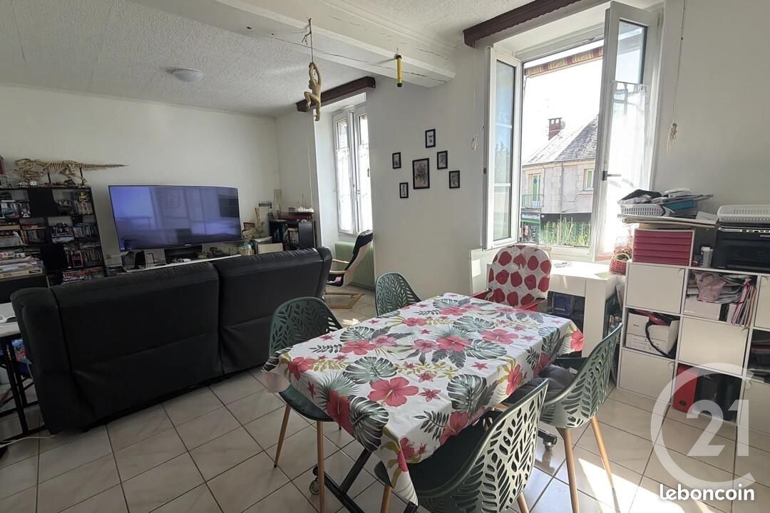 Maison 6 pièces 221 m² · à Baule · 221 m² · 215 000 €