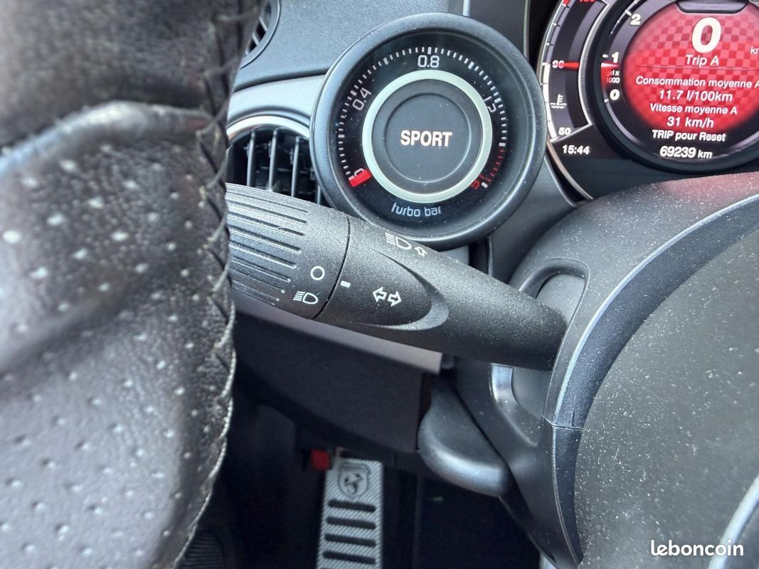 ABARTH 595 E6D TEMP 595 1.4 Turbo 16V T-Jet 165 ch BVM5 Turismo (image 26)