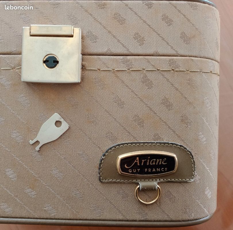 Vanity case vintage années 80 (image 6)