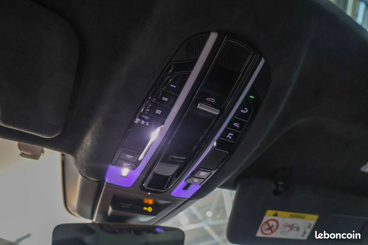 PORSCHE Cayenne Coupe E-Hybrid 4.0 V8 680 ch Tiptronic BVA Turbo S (image 23)