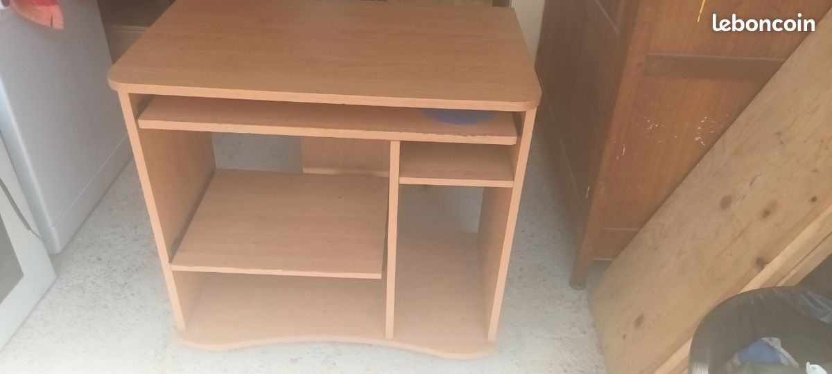 Bureau ordinateur (image 1)