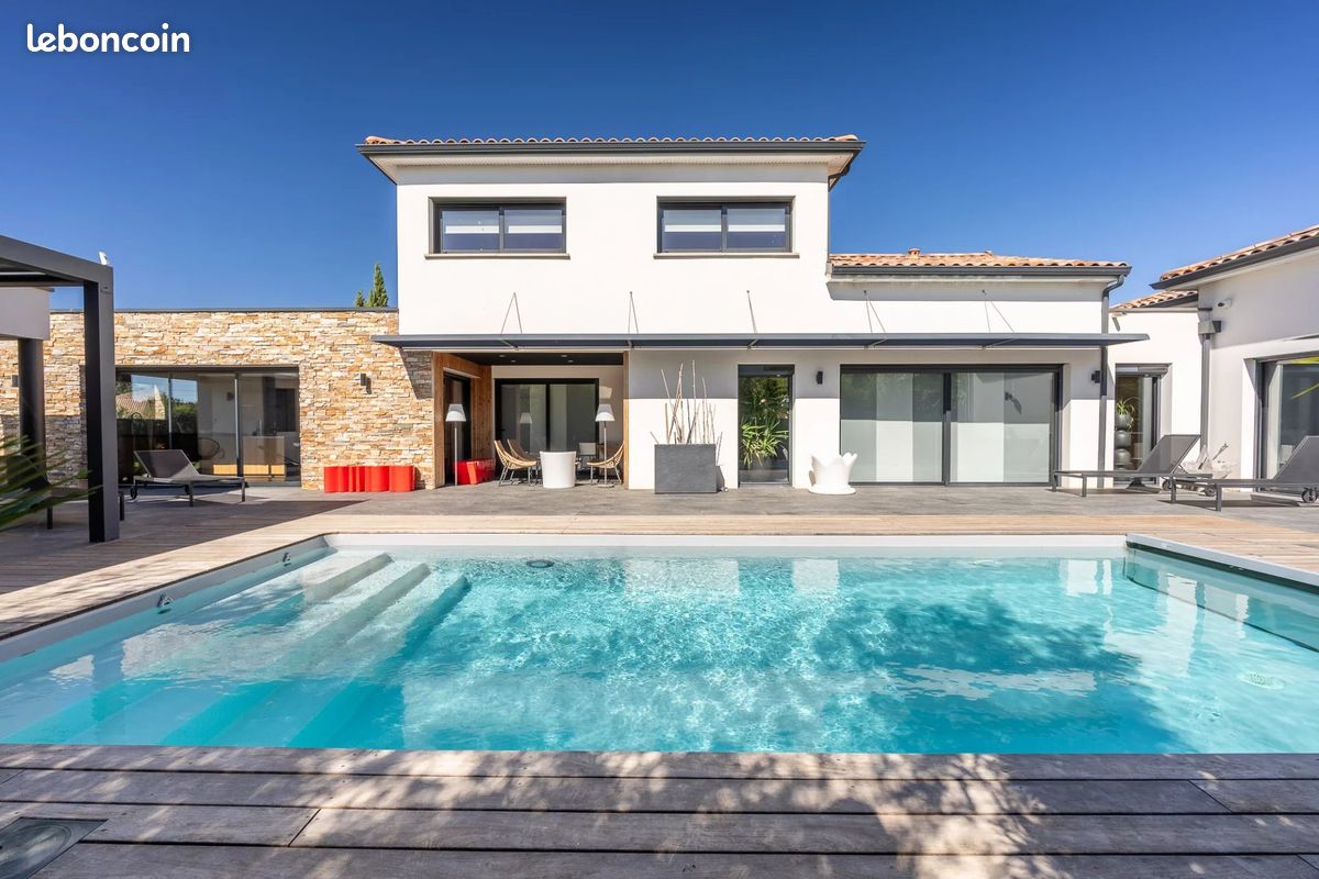 Maison 7 pièces 272 m² · à Roques · 272 m² · 995 000 €