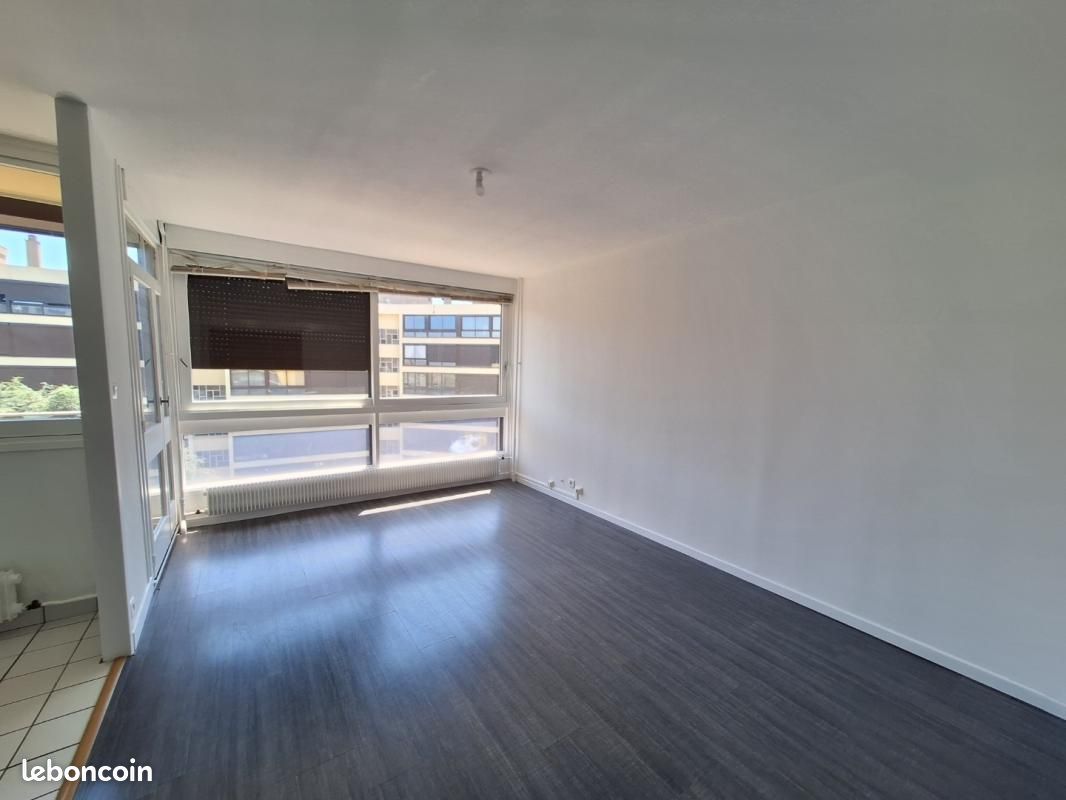 Appartement 2 pièces 50 m² · à Clermont-Ferrand · 50 m² · 570 €