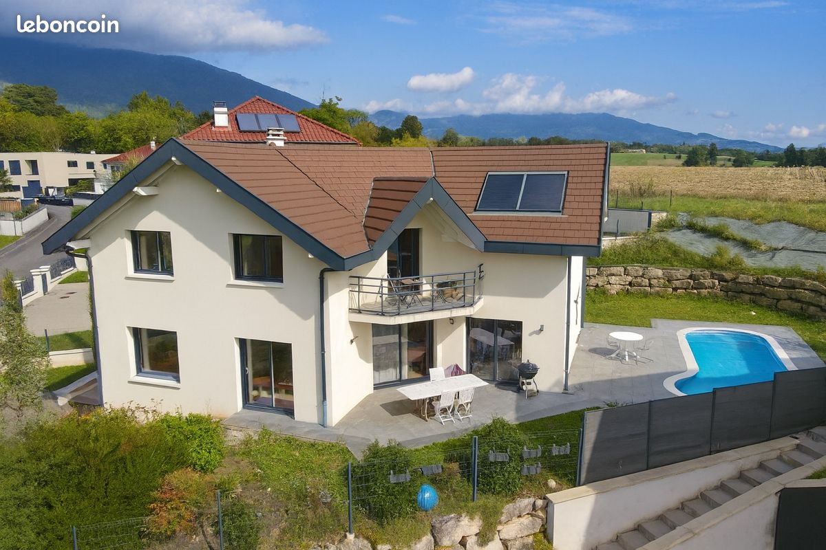 Maison 6 pièces 280 m² · à Chevry · 280 m² · 1 090 000 €